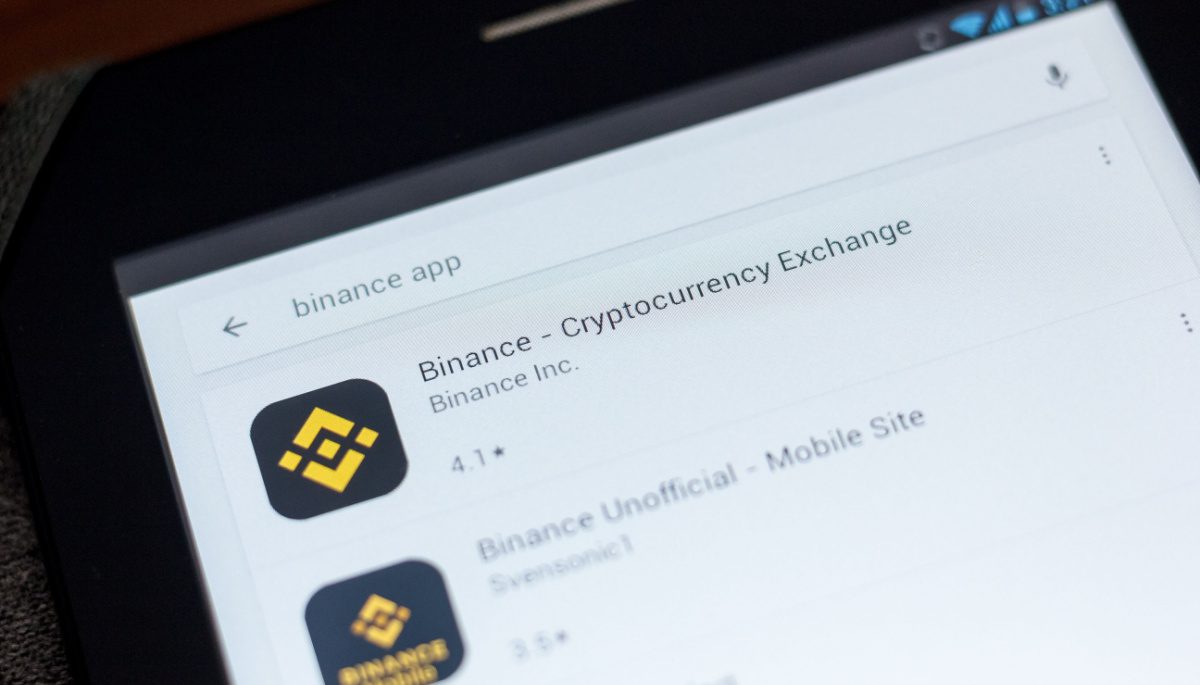 Binance krijgt belangrijke certificaten, ondanks controverses