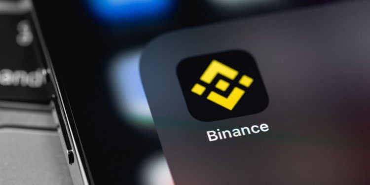 Klanten halen veel crypto van Binance na aanklacht