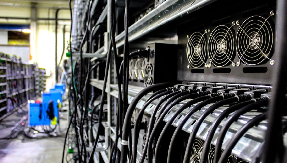 Bitcoin mining fabrikant domineert met 76% van totale rekenkracht