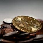 bitcoin_duikt_onder_6700_dollar_gehele_markt_minder_dan_300_miljard_dollar