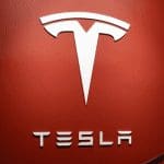 Gooit Tesla bitcoins in de verkoop? John bekijkt de koers van ethereum, cardano, dogecoin en meer