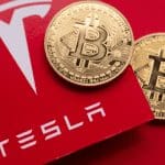 Tesla se mantiene en Bitcoin