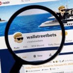 Reddit moderator belazert WSB memecoin beleggers: koers zakt 90%