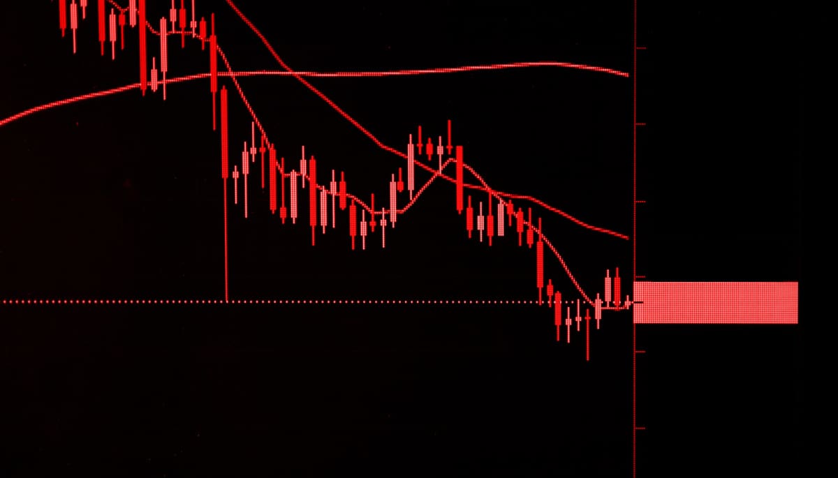 AAVE crypto daalt tot kritieke zone, hint op potentiële stijging