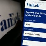 Strijd om 'goedkoopste' bitcoin ETF laait op, door actie VanEck