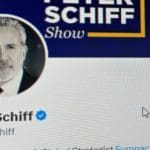 Peter Schiff noemt bitcoin ‘pure ponzi’, maar met opvallende twist