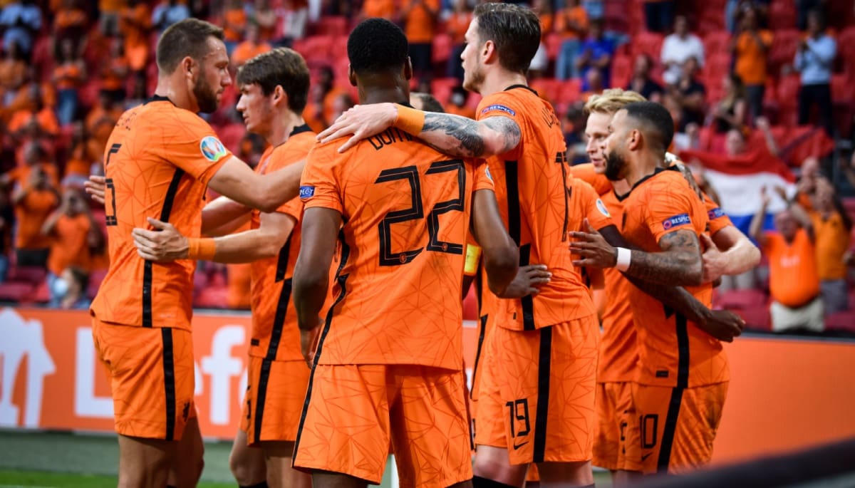 Zoveel euro en bitcoin krijgt het Nederlands elftal bij EK-winst