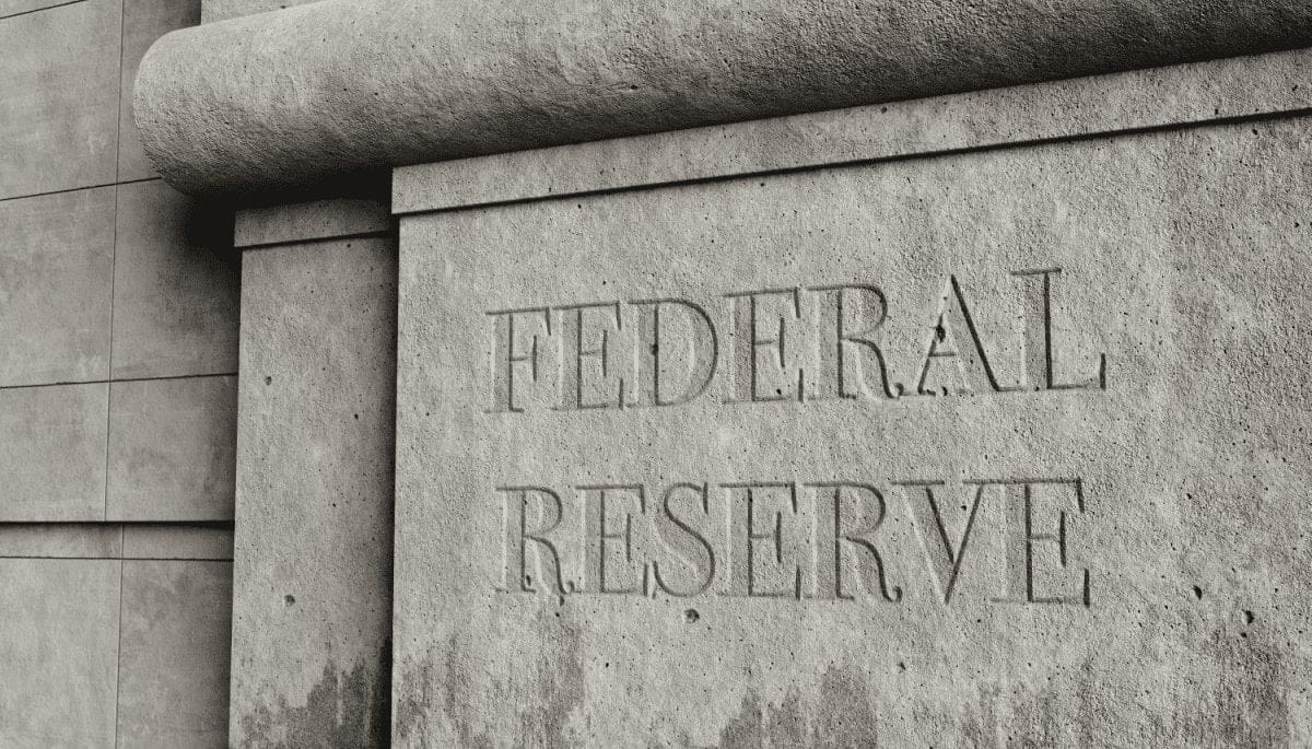 Overheden moeten Bitcoin belasten of verbieden, zegt Federal Reserve