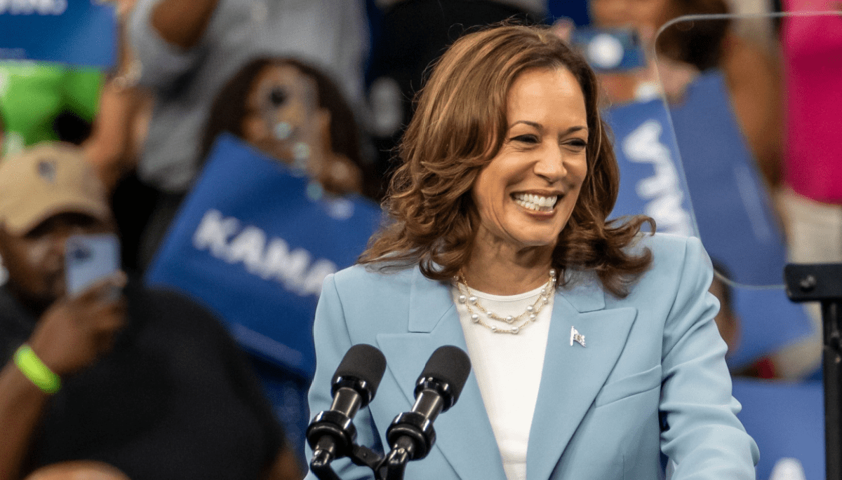 Crypto Ontbijt: Kamala Harris omarmt crypto, goud breekt record, volgt BTC?