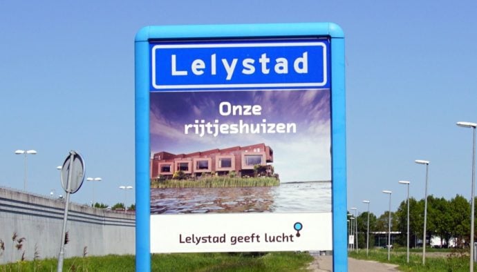 ‘Bitcoin-fabriek’ opgerold bij routinecontrole in Lelystad