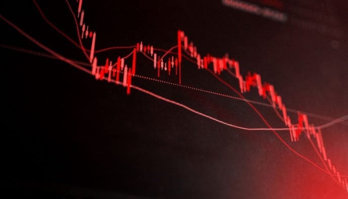 Bitcoin stort 10% in naar $93.000, analist deelt mogelijke bodem