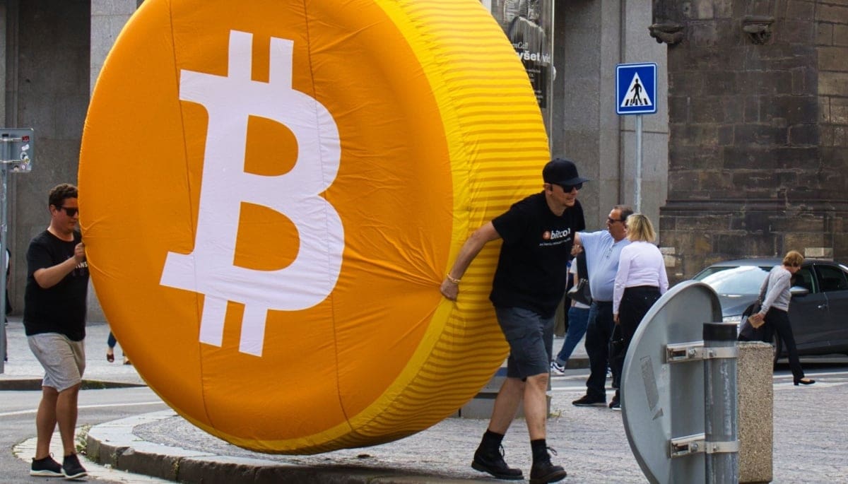 Bitcoin koers rood, maar 'januari-effect kan de koers doen exploderen'