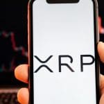 Dubbele klap voor XRP: interesse stort in terwijl koers hard zakt